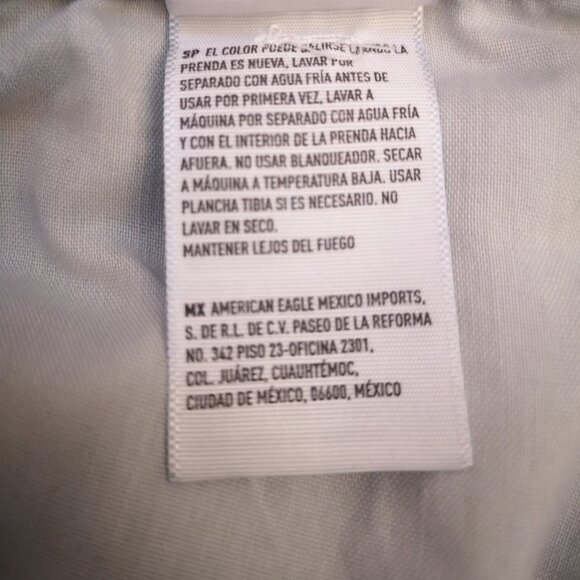 2 / $30.00 - American Eagle Outfitters Super Stretch Distressed Ladies Jeans - Picture 11 of 15